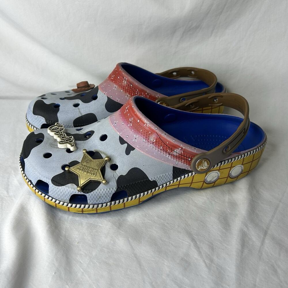 Crocs Disney Woody Toy Story Clogs Men’s Size 9 *Blemishes